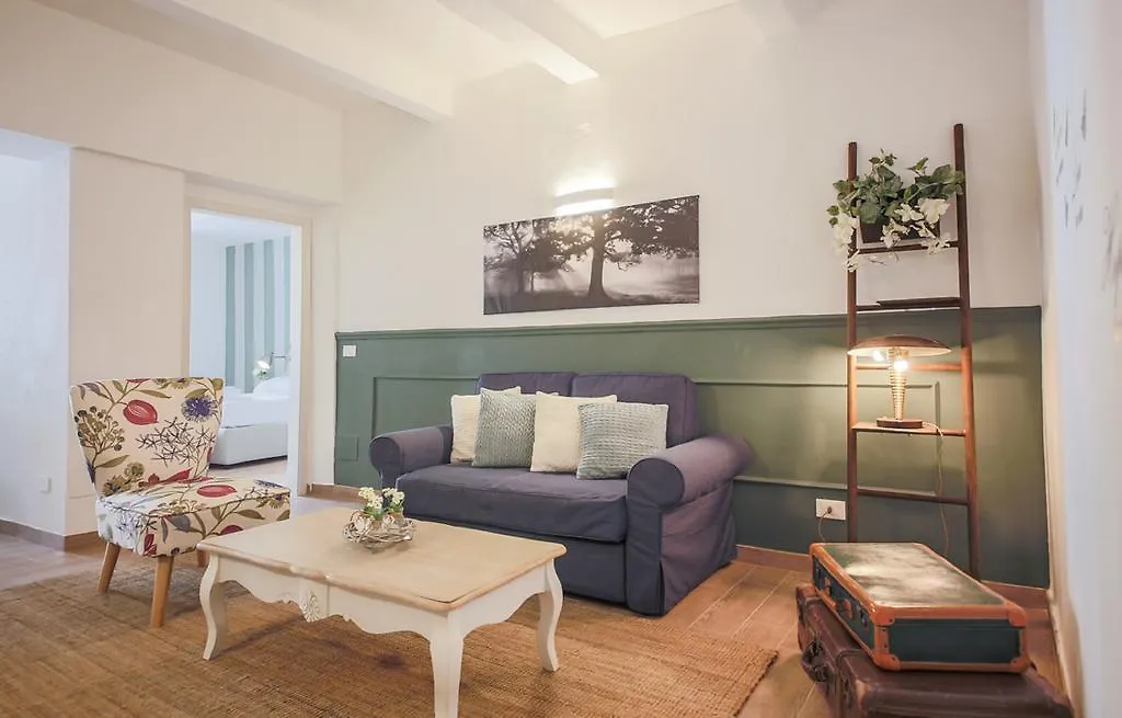 Apartments Florence - San Marco Suite 3